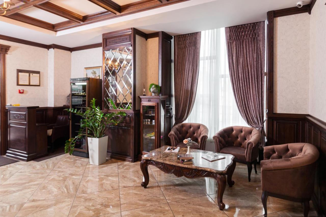 Avalon Palace Ternopil Ngoại thất bức ảnh